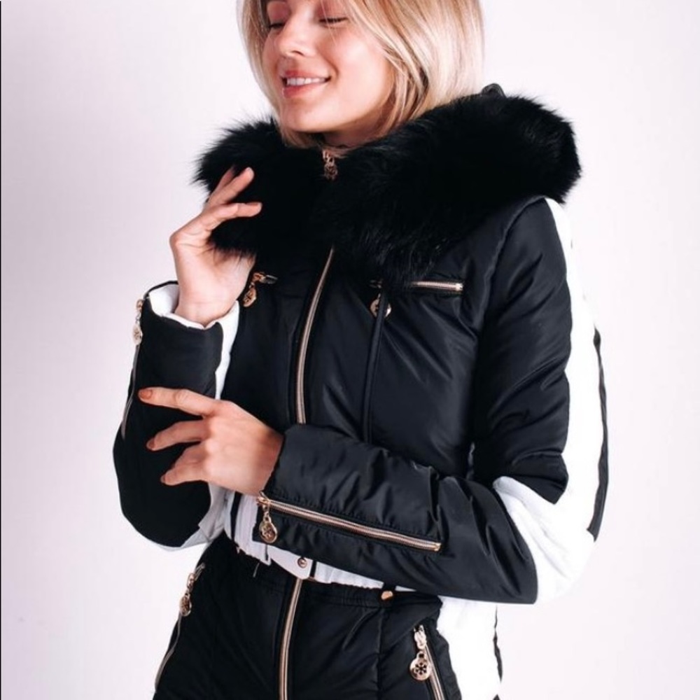 Ski suit